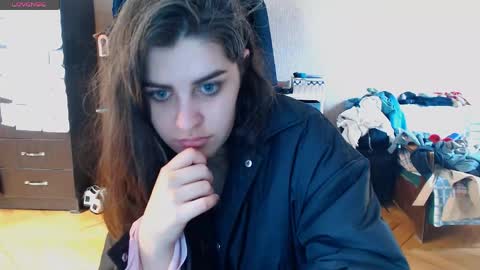 Snapshot of roselina_ chatting on 04/09/26, 08:20 Rose online show from 04/09/26, 08:20