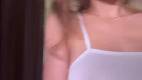 Roselyn  online show from 06/13/26, 04:27