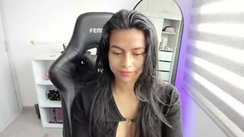 Nat online show from 10/20/25, 06:19