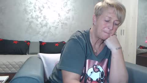 Lovepinklilly online show from 03/08/25, 05:43