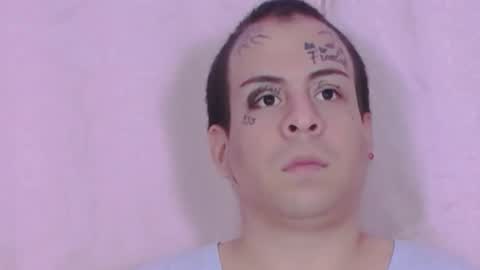 Snapshot of rosesvalentina chatting on 11/01/25, 01:51 Ocean online show from 11/01/25, 01:51