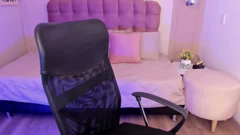 Snapshot of rosetaylorla chatting on 03/21/26, 01:48 Rose Taylor online show from 03/21/26, 01:48