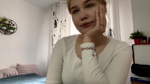 Freya online show from 03/17/26, 11:13