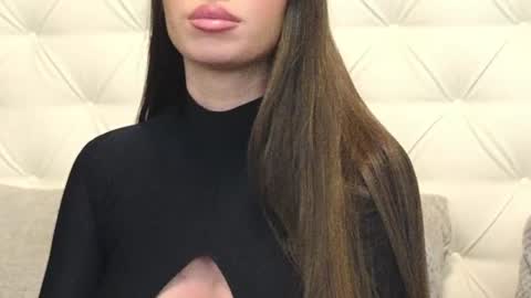 Snapshot of rosevanessa chatting on 01/22/25, 01:00 Gabriela online show from 01/22/25, 01:00