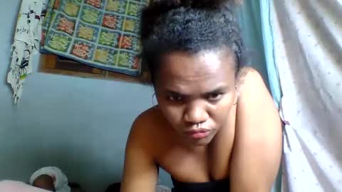 Snapshot of rosia22 chatting on 09/26/25, 09:52 rosia22 online show from 09/26/25, 09:52