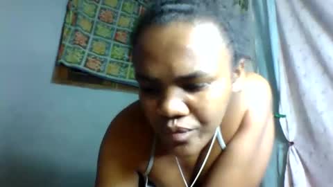 Snapshot of rosia22 chatting on 09/29/25, 08:24 rosia22 online show from 09/29/25, 08:24