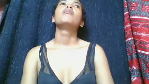 Snapshot of rosia685234 chatting on 03/23/26, 02:37 rosia685234 online show from 03/23/26, 02:37