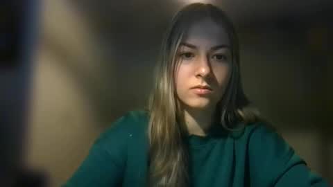 Snapshot of rosie_june chatting on 02/20/25, 07:55 Rosie online show from 02/20/25, 07:55