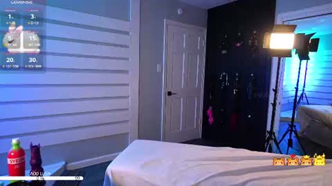 Rosie Bones online show from 06/20/26, 12:14