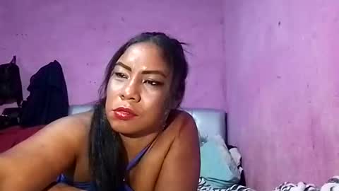 Snapshot of rosmerynava chatting on 12/21/24, 03:03 rosmerynavarro online show from 12/21/24, 03:03