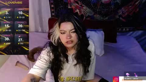 Snapshot of ross_adams chatting on 11/10/25, 02:21 Ross online show from 11/10/25, 02:21