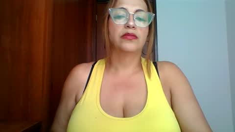 Rossana  online show from 04/19/26, 01:10