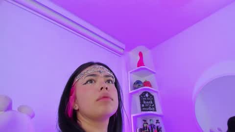   online show from 10/30/25, 11:44