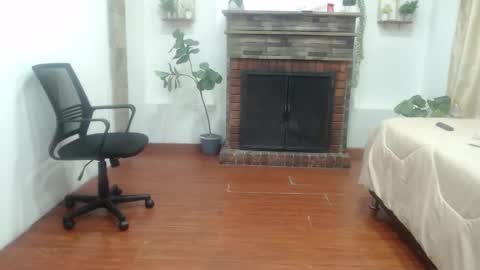 MY NAME IS  ROSSE  online show from 10/18/25, 06:30