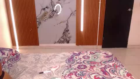 Rossi Hill online show from 12/20/25, 12:12