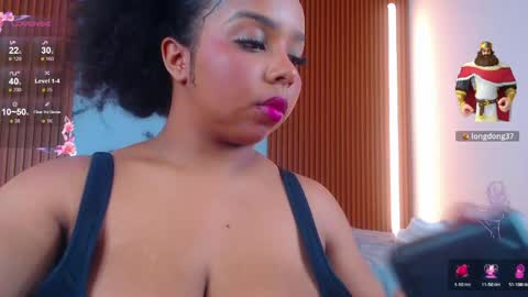 Snapshot of rosselyn_ chatting on 04/24/26, 03:36 Rossi Hill online show from 04/24/26, 03:36