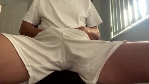 Snapshot of rossifumi462 chatting on 10/19/25, 09:15 rossifumi462 online show from 10/19/25, 09:15