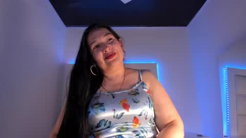 rossiteylor_js_ online show from 05/09/26, 08:14