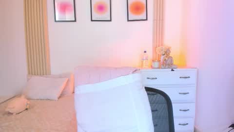 rossy_x online show from 03/10/26, 06:57