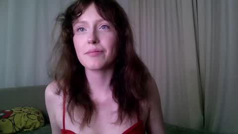 rosy_petal online show from 05/17/26, 07:10
