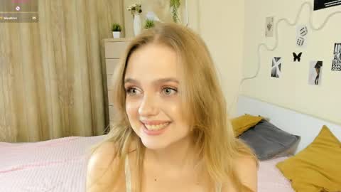 Im Luna online show from 04/30/26, 09:30