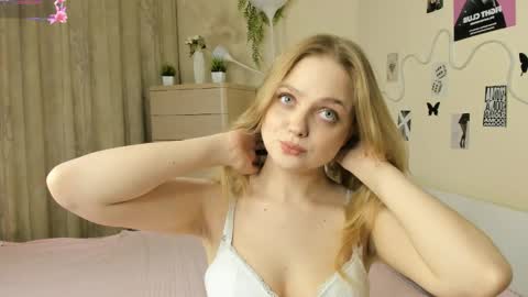 Im Luna online show from 05/01/26, 09:08