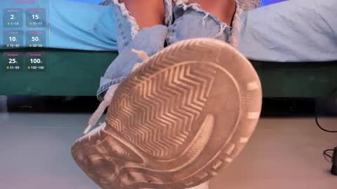 rosyejones online show from 10/11/25, 02:55