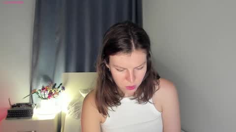 Snapshot of roter_rita chatting on 01/10/25, 10:15 roter_rita online show from 01/10/25, 10:15