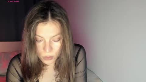 Snapshot of roter_rita chatting on 02/06/25, 10:00 roter_rita online show from 02/06/25, 10:00
