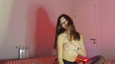 roter_rita online show from 12/18/25, 01:44