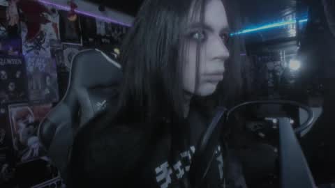 Snapshot of rotten_dreams chatting on 03/10/25, 04:35 rot online show from 03/10/25, 04:35