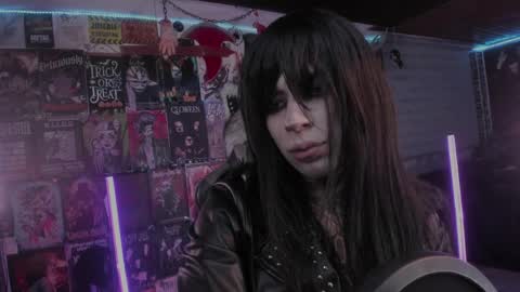 Snapshot of rotten_dreams chatting on 04/04/26, 04:00 rot online show from 04/04/26, 04:00