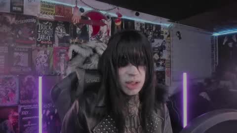 Snapshot of rotten_dreams chatting on 04/27/26, 11:47 rot online show from 04/27/26, 11:47