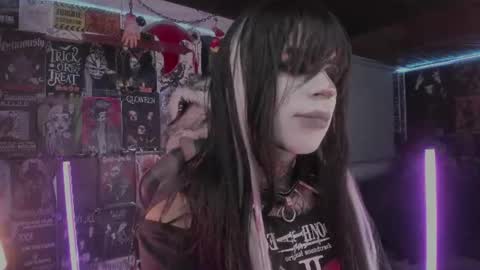 Snapshot of rotten_dreams chatting on 07/02/26, 11:11 rot online show from 07/02/26, 11:11