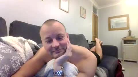 Snapshot of rotunda1874 chatting on 01/10/26, 12:56 rotunda1874 online show from 01/10/26, 12:56