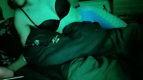 rouliette online show from 11/25/25, 02:33