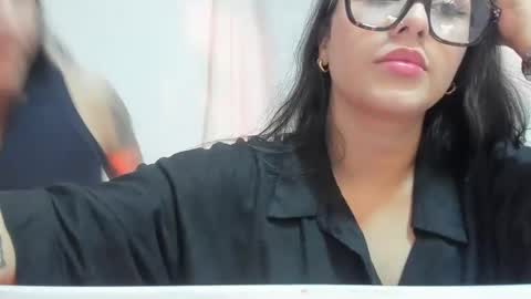 Snapshot of rous_and_sweet chatting on 10/27/25, 03:10 Rous and Sweet online show from 10/27/25, 03:10