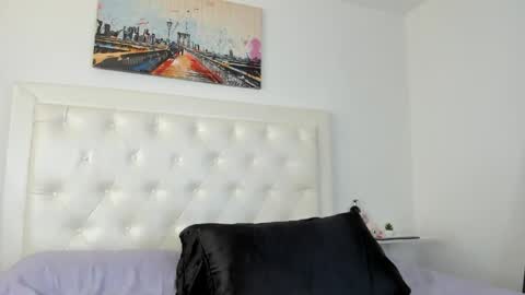 Snapshot of rouse_sexy_hotxx77 chatting on 05/10/26, 04:01 rouse_sexy_hotxx77 online show from 05/10/26, 04:01