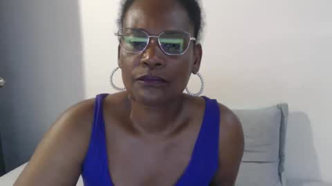 luxa online show from 01/19/25, 08:51