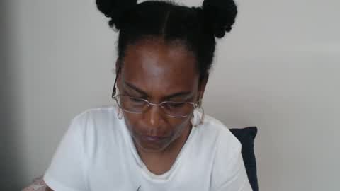 luxa online show from 01/27/25, 12:48