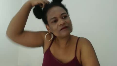 luxa online show from 09/14/25, 02:05