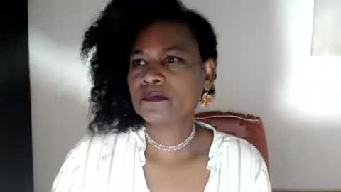 luxa online show from 07/17/26, 01:18