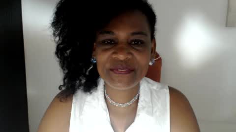 luxa online show from 07/18/26, 01:26