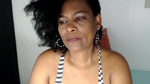 luxa online show from 07/23/26, 01:31