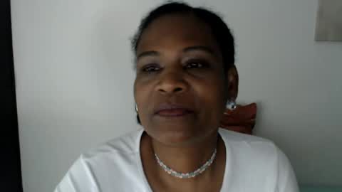 luxa online show from 07/24/26, 01:20
