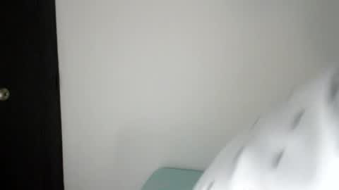 luxa online show from 07/25/26, 12:58