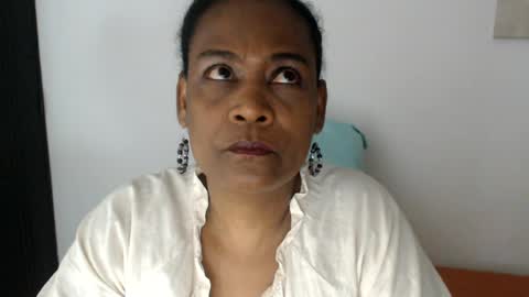 luxa online show from 08/03/26, 03:38