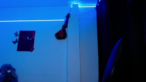 Snapshot of rousrossell_4 chatting on 01/12/25, 03:07 Call me Rous online show from 01/12/25, 03:07