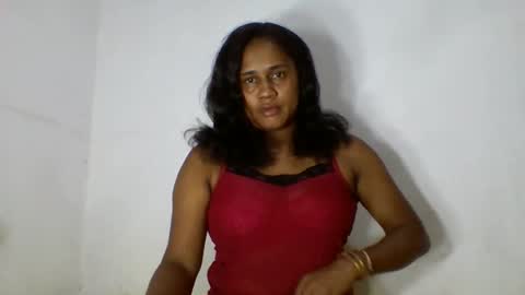 Snapshot of rousselette chatting on 04/14/26, 03:07 rousselette online show from 04/14/26, 03:07