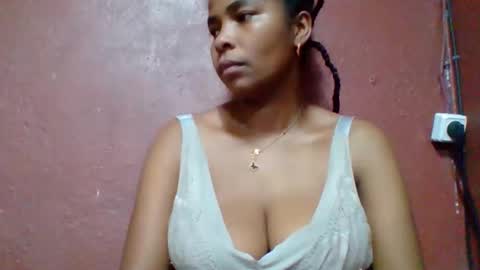 rovaelyah online show from 03/28/26, 03:11